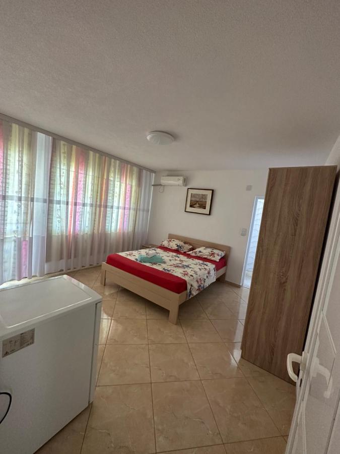 Apartments Edona Ulcinj Eksteriør billede